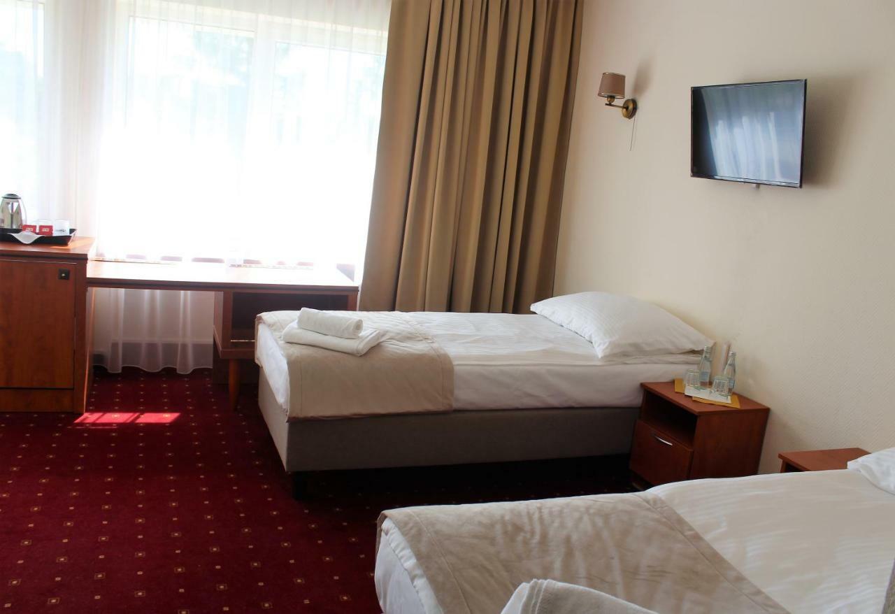 Hotel Biały Wałbrzych Buitenkant foto