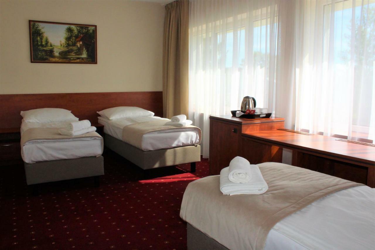 Hotel Biały Wałbrzych Buitenkant foto