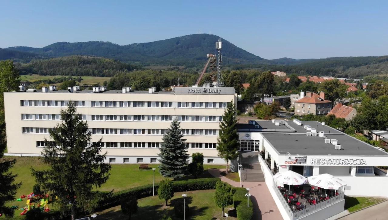 Hotel Biały Wałbrzych Buitenkant foto