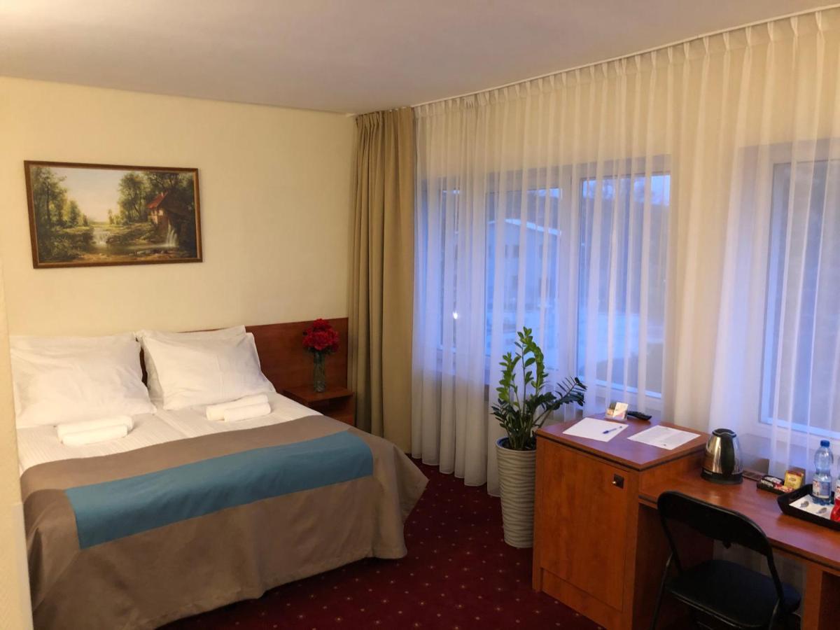 Hotel Biały Wałbrzych Buitenkant foto